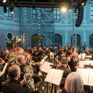 Münchner Open Air Sommer 2025 - Konzerte im Brunnenhof Carmina Burana